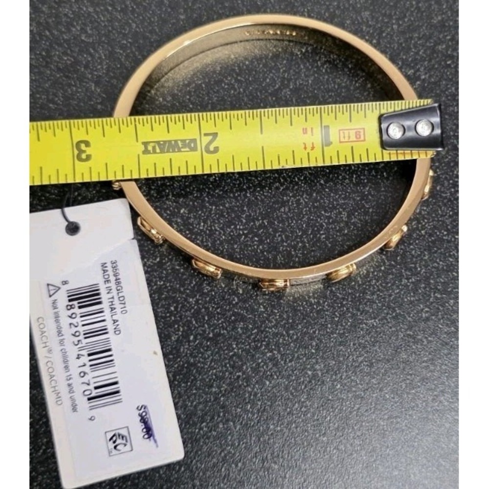 NEW COACH Signature C Hinged Bangle Bracelet Gold - Picture 4 of 4